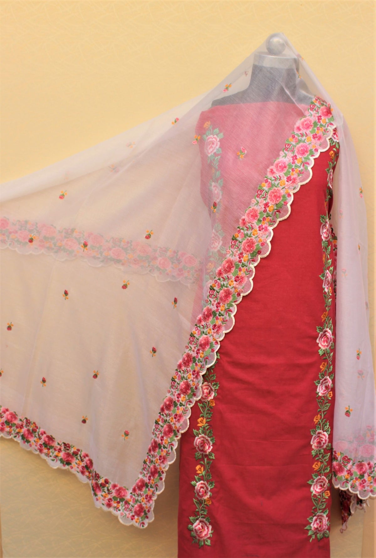 Redish Gajari Full Suit With White Dupatta
