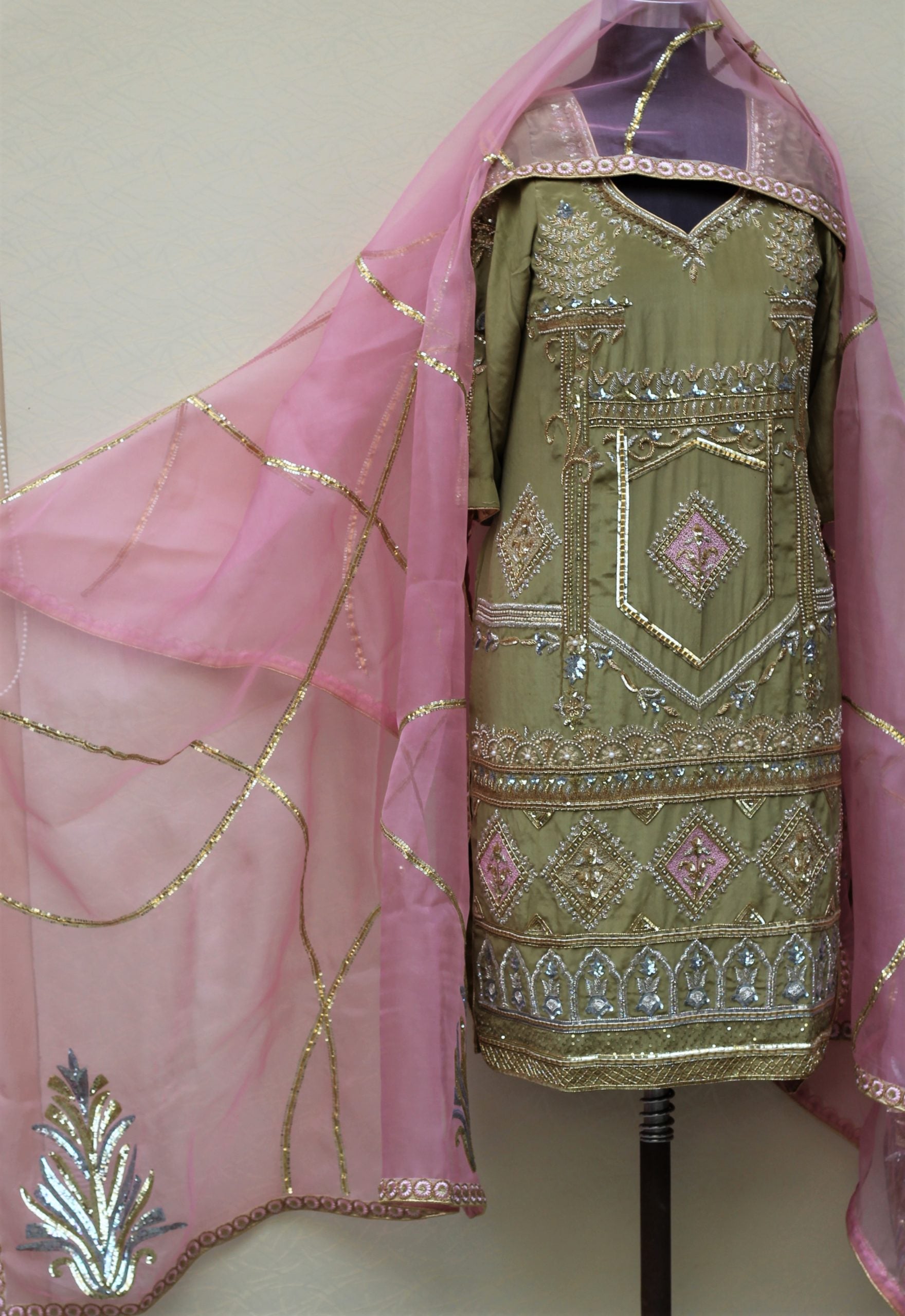 Mehndi Green Full Suit With Pink Organza Dupatta